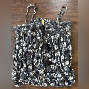 Free People Print Tube Top
Midnight Combo
L